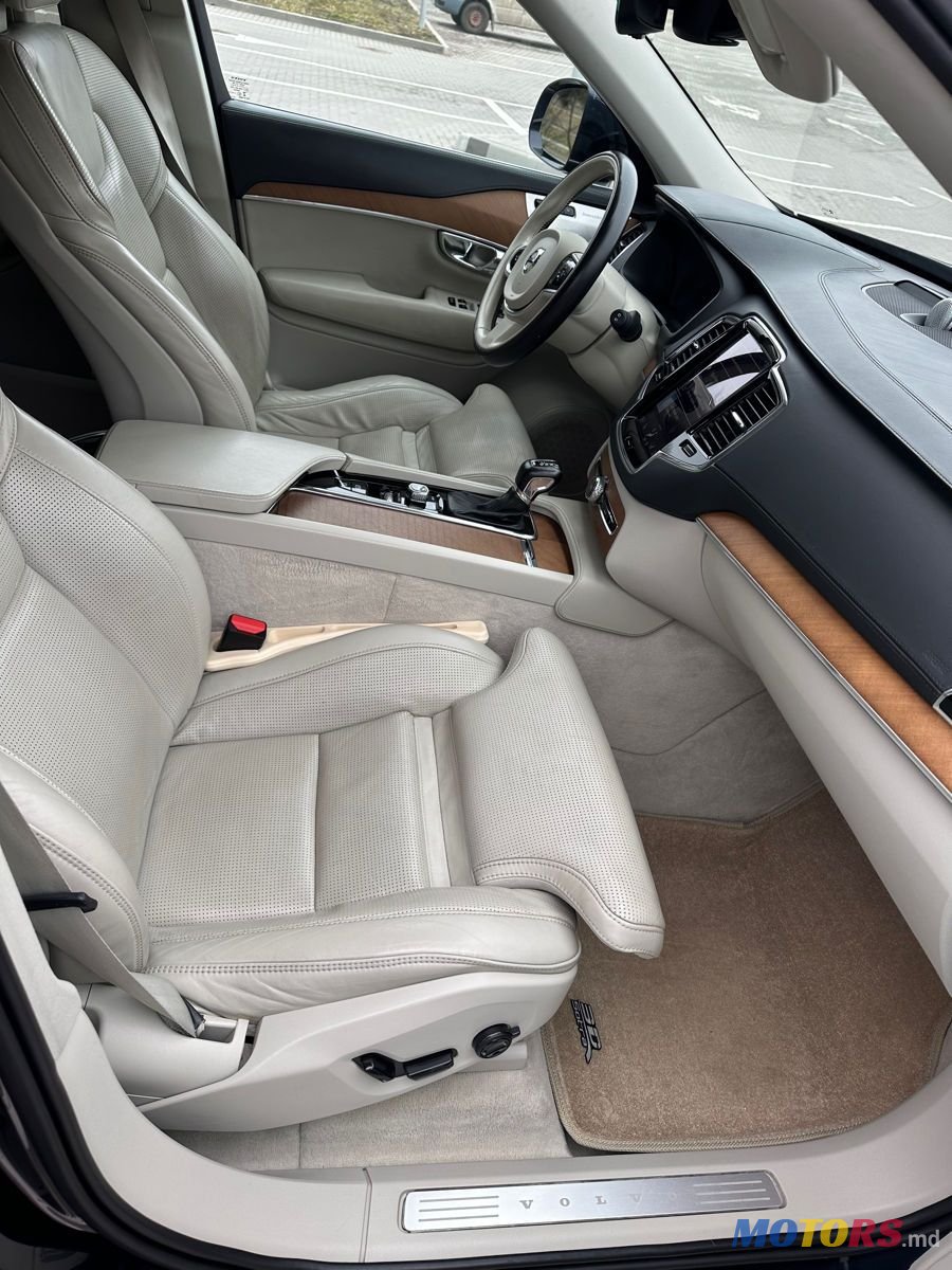 2016' Volvo XC90 photo #6