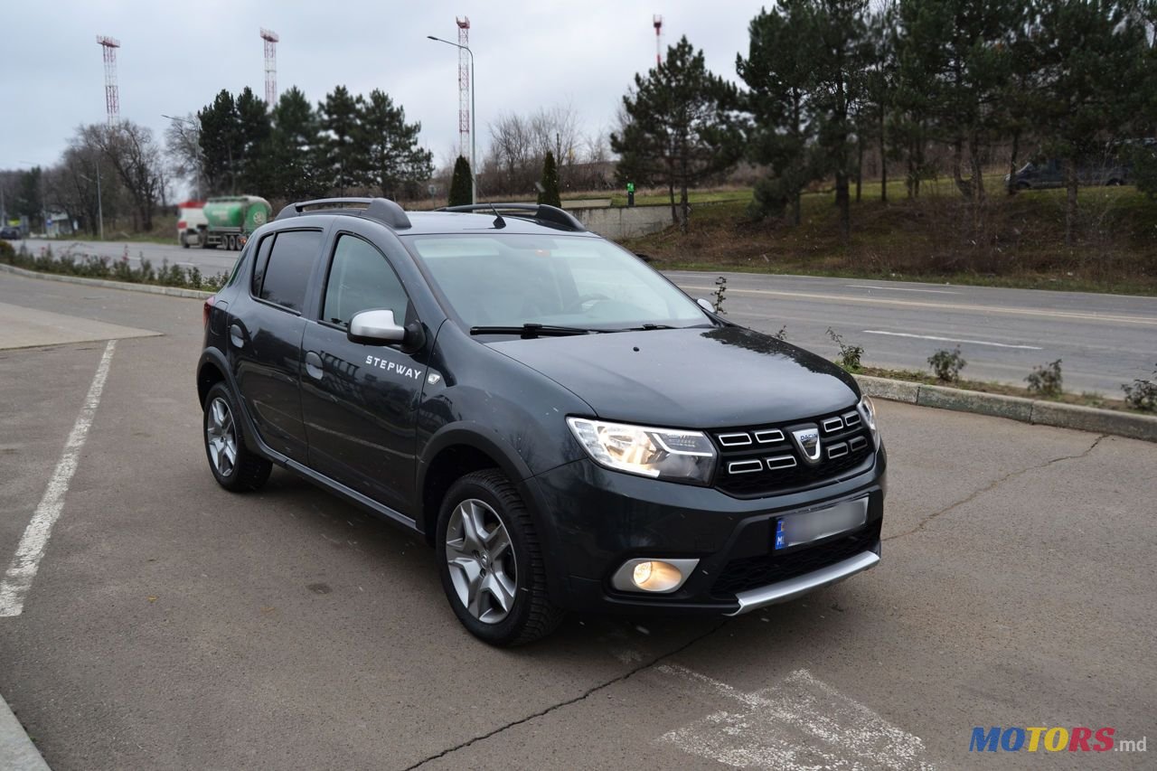 2018' Dacia Sandero Stepway photo #3