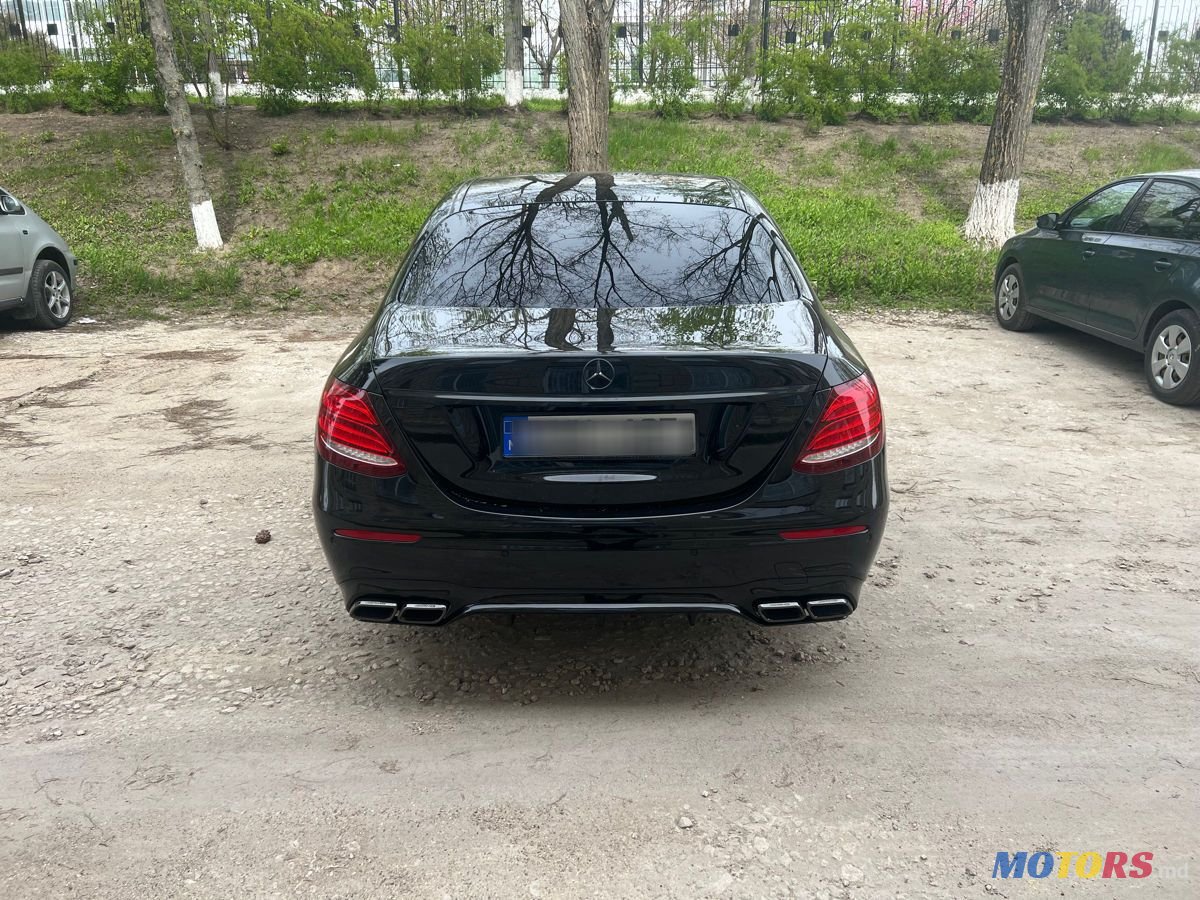 2017' Mercedes-Benz E Класс photo #6