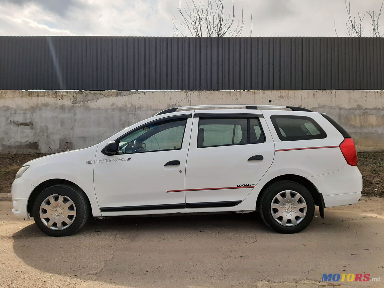 2014' Dacia Logan Mcv photo #2