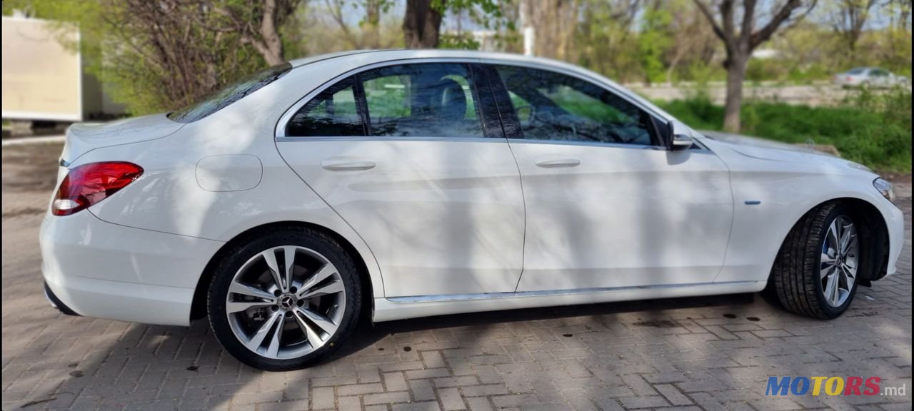 2017' Mercedes-Benz C Класс photo #6