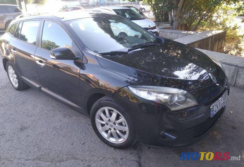 2010' Renault Megane photo #1