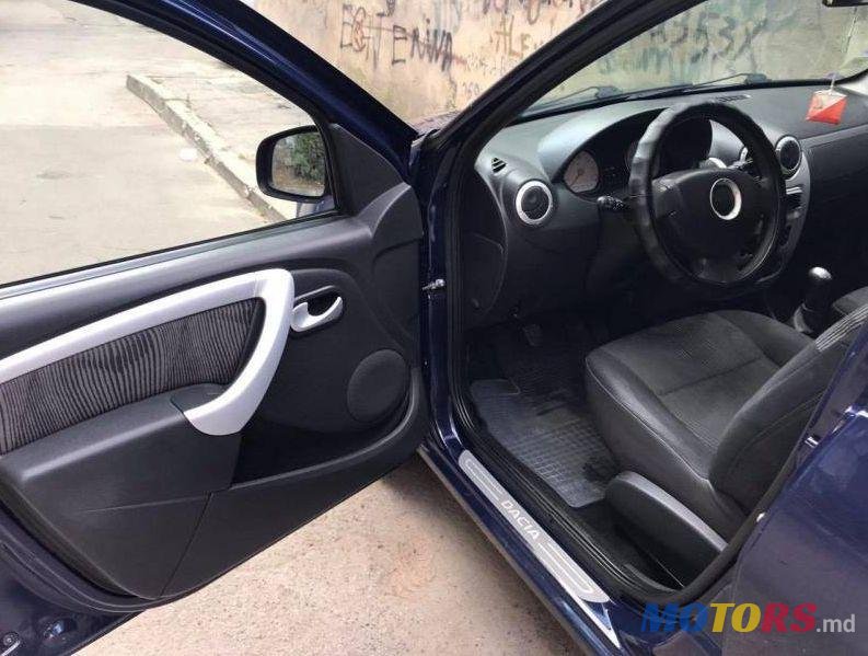 2010' Dacia Sandero photo #3