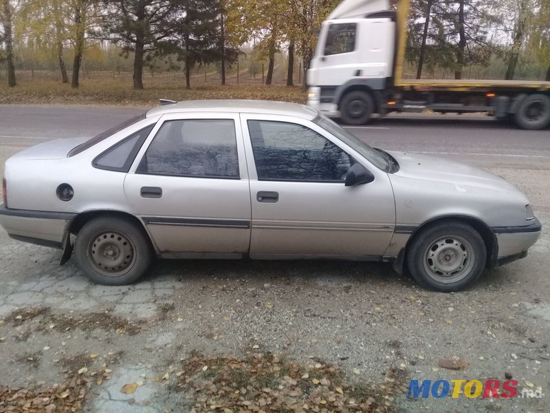 1990' Opel Vectra A photo #4