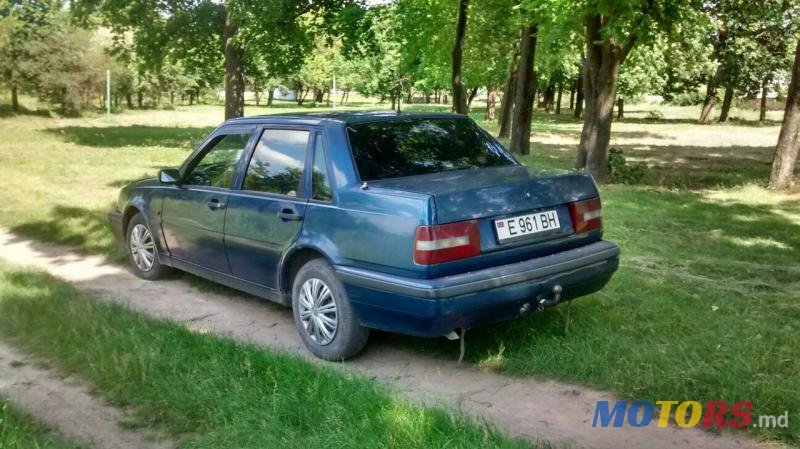 1994' Volvo 440 photo #2