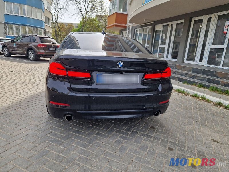 2019' BMW 5 Series photo #3