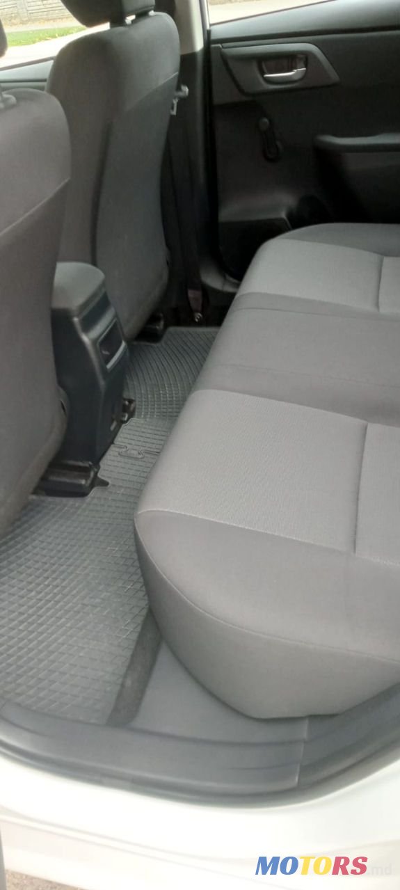 2017' Toyota Corolla photo #5