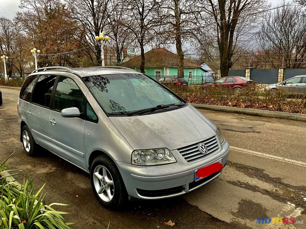 2002' Volkswagen Sharan photo #1
