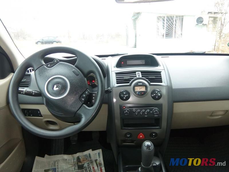 2007' Renault Megane photo #3