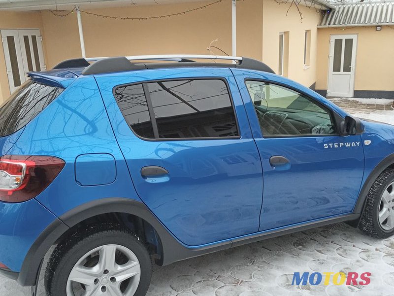 2015' Dacia Sandero Stepway photo #3