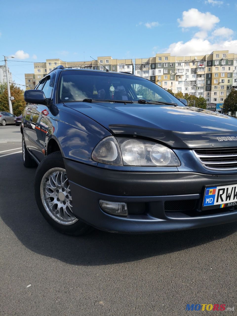 2000' Toyota Avensis photo #2