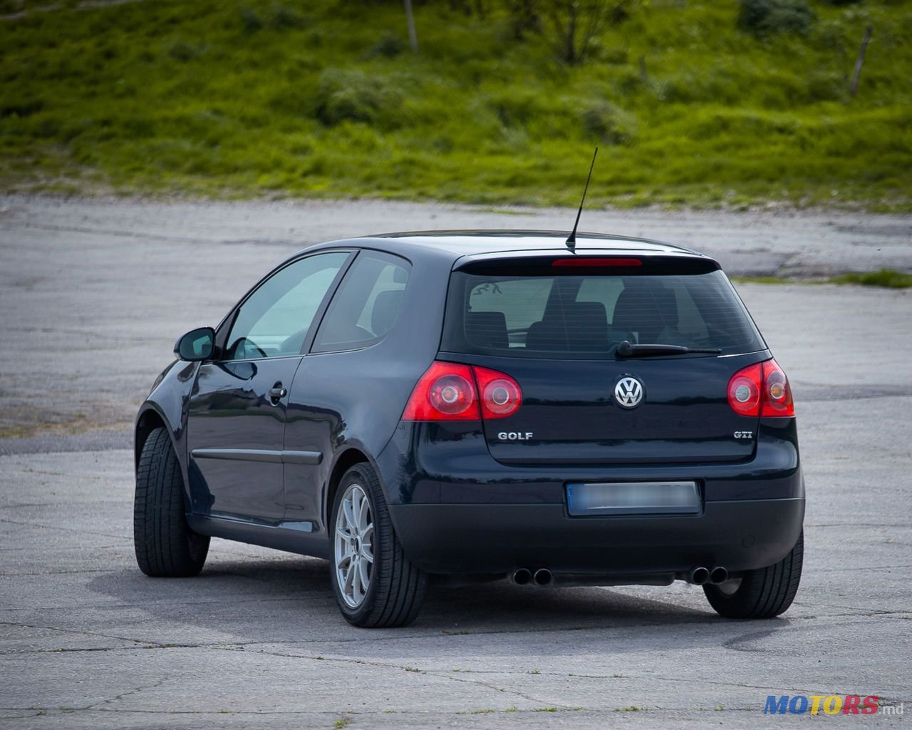 2005' Volkswagen Golf photo #5