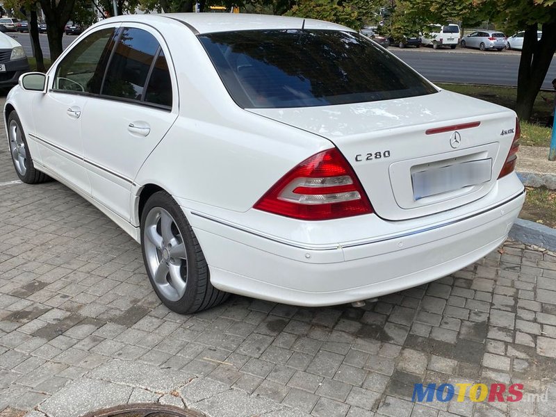 2006' Mercedes-Benz C-Class photo #5