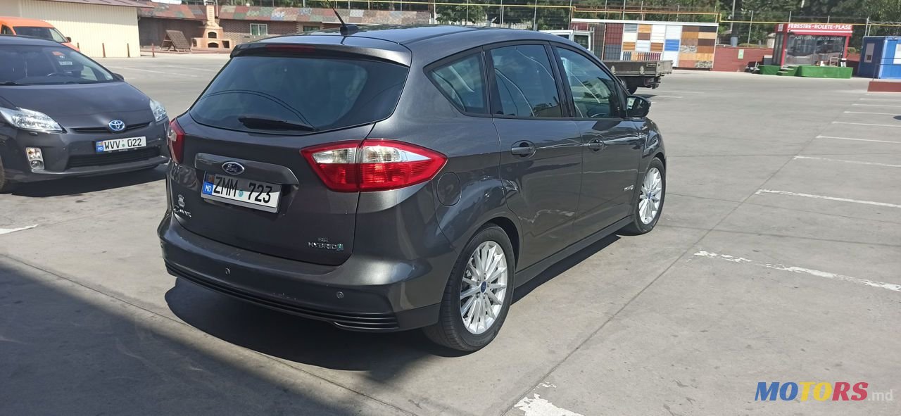 2012' Ford Grand C-MAX photo #3