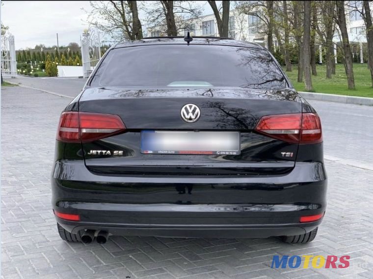 2016' Volkswagen Jetta photo #5