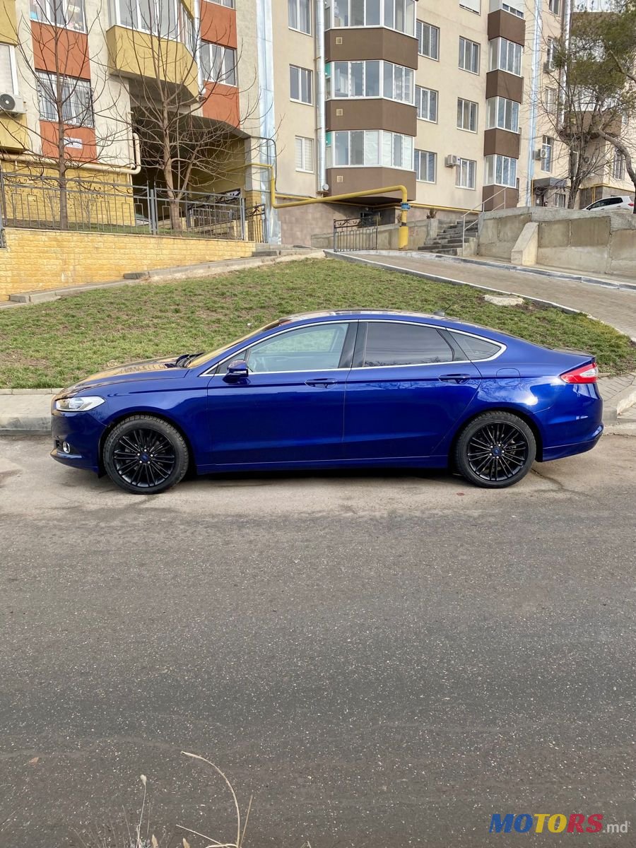 2013' Ford Fusion photo #3