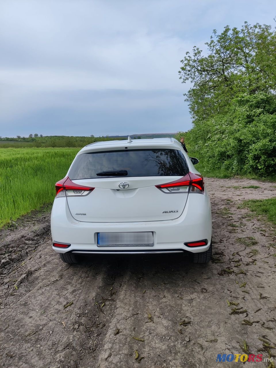 2015' Toyota Auris photo #4