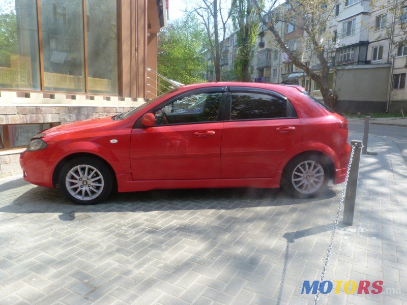 2008' Chevrolet Lacetti photo #2