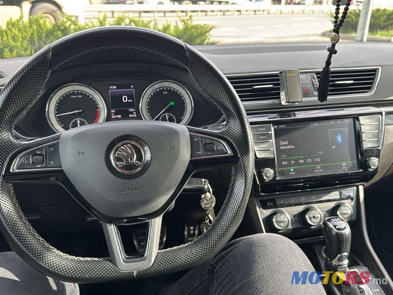 2017' Skoda Superb photo #4