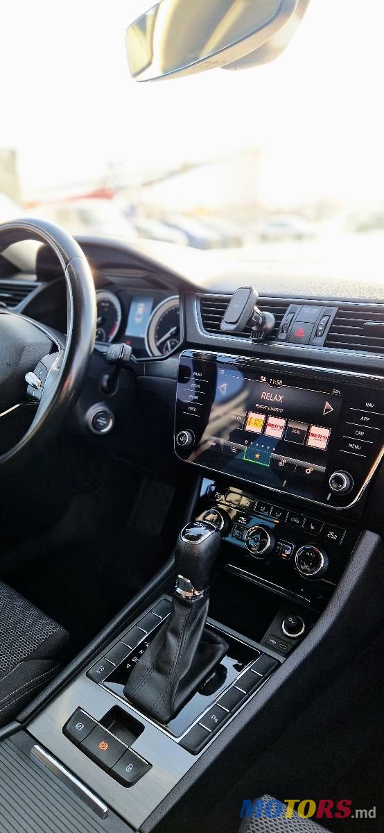 2020' Skoda Superb photo #6