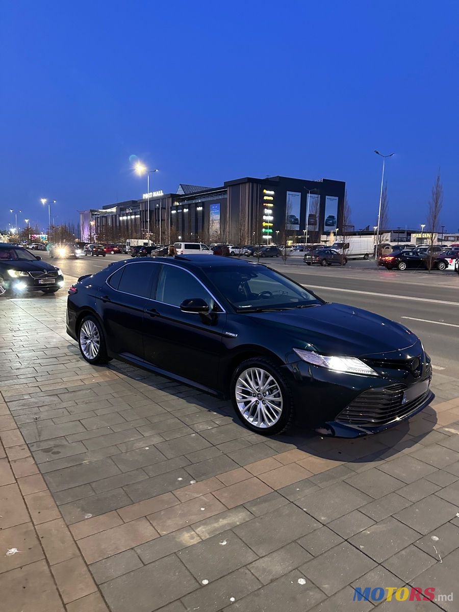 2018' Toyota Camry photo #3