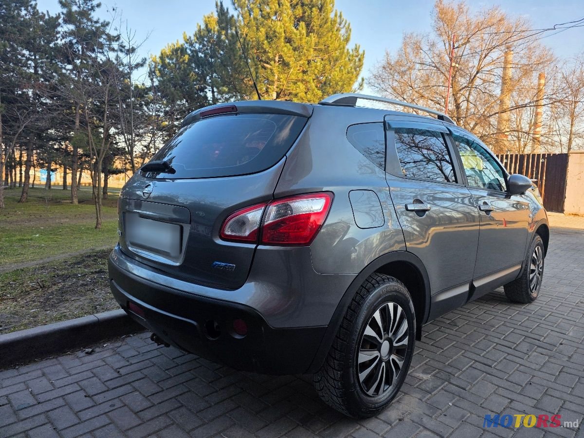 2011' Nissan Qashqai photo #2