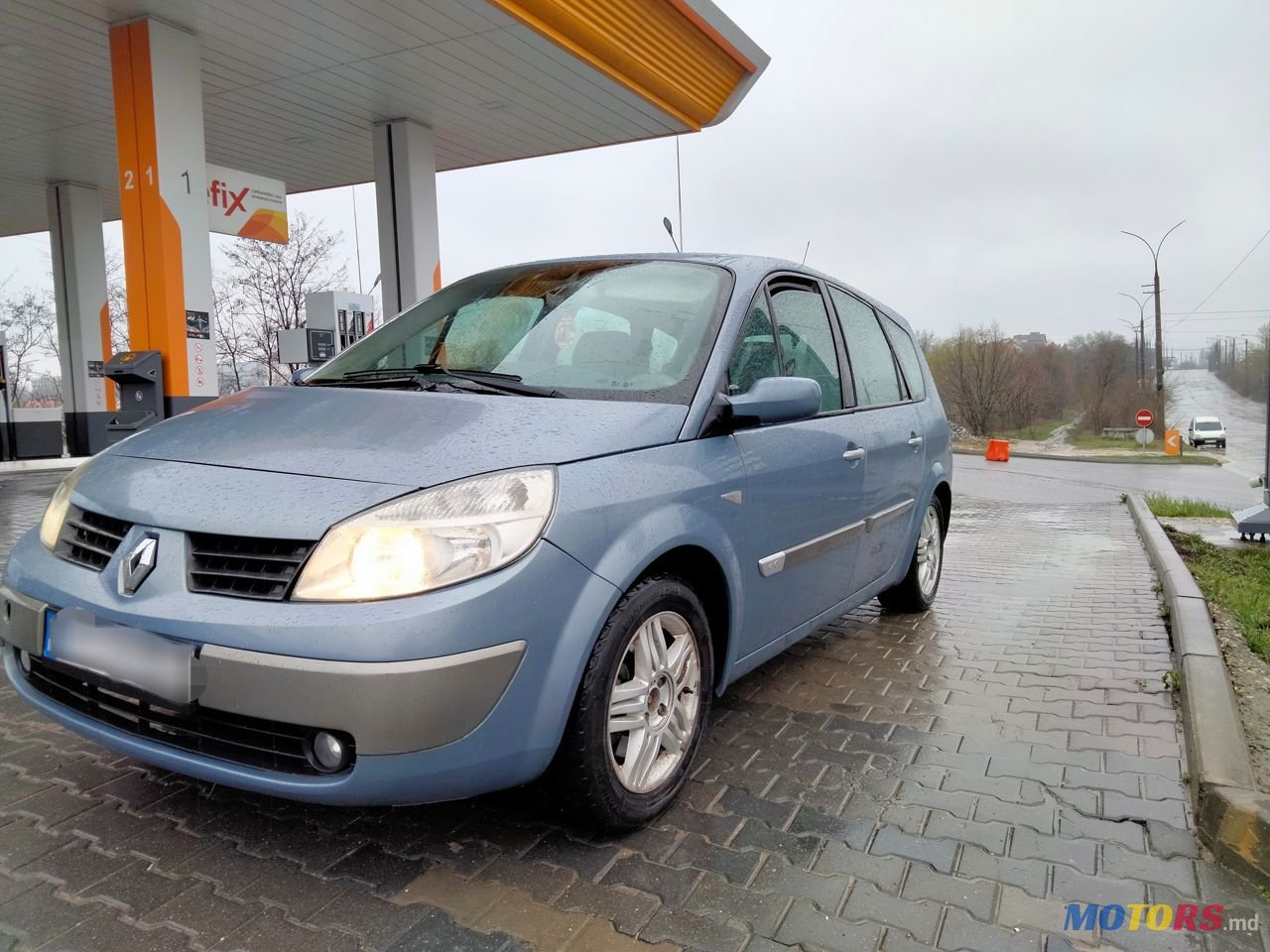 2006' Renault Grand Scenic photo #2