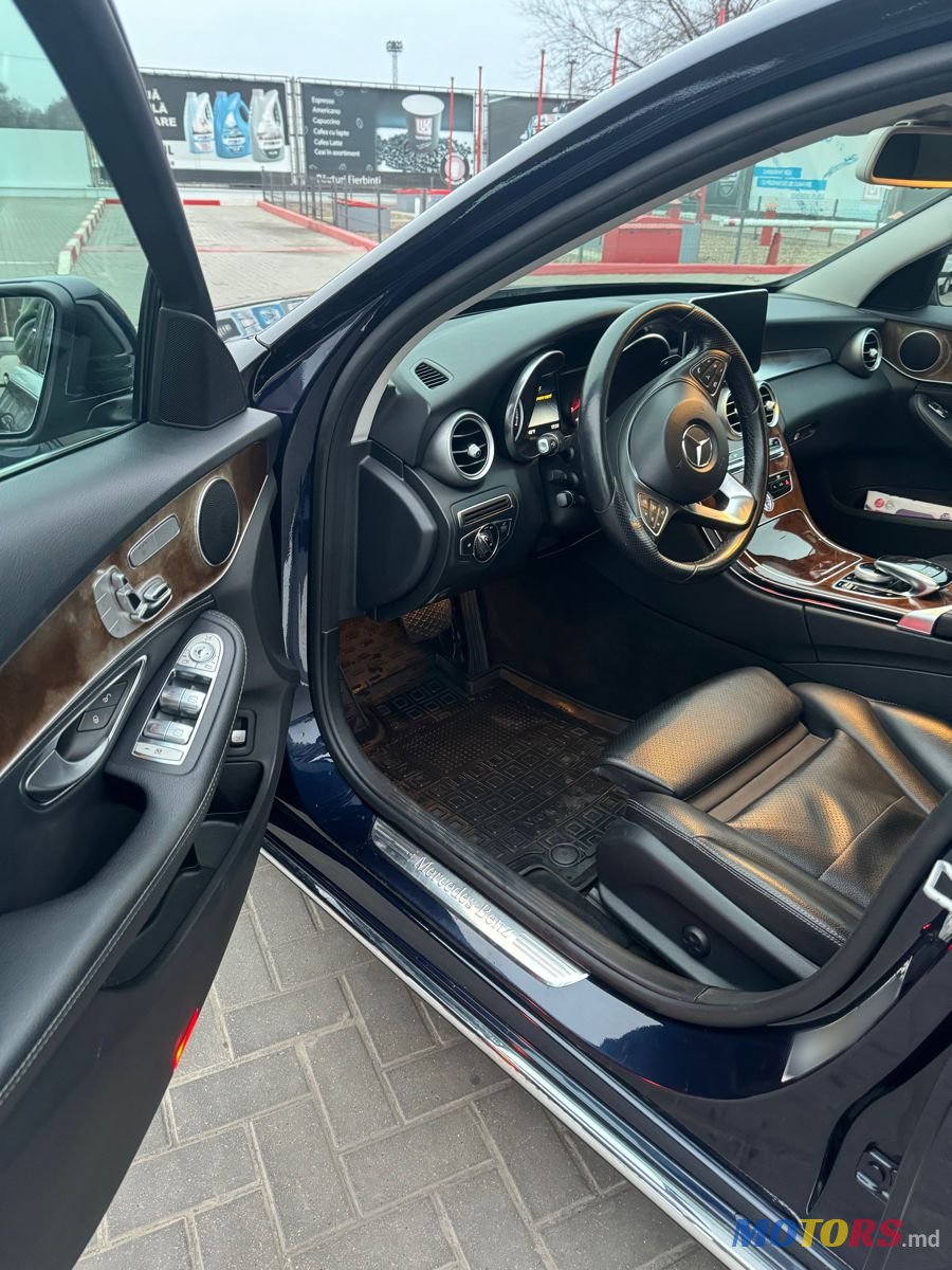 2015' Mercedes-Benz C-Class photo #5