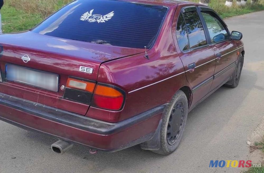 1996' Nissan Primera photo #2