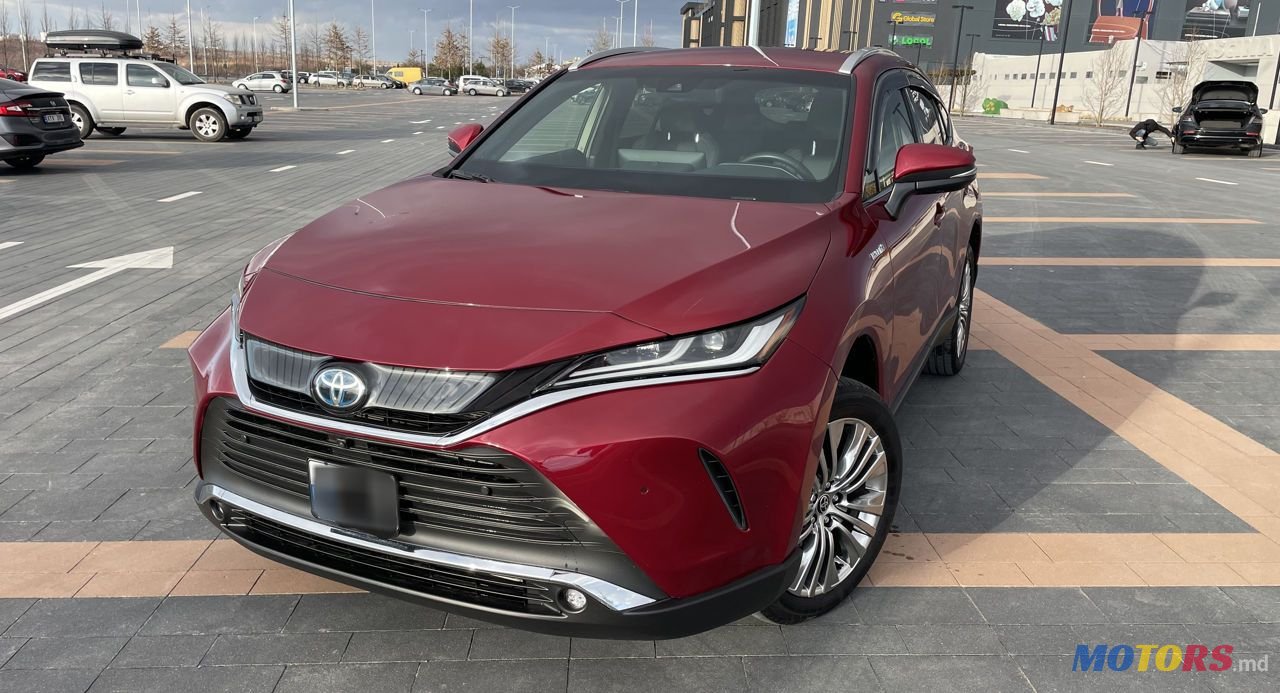 2022' Toyota Venza photo #4