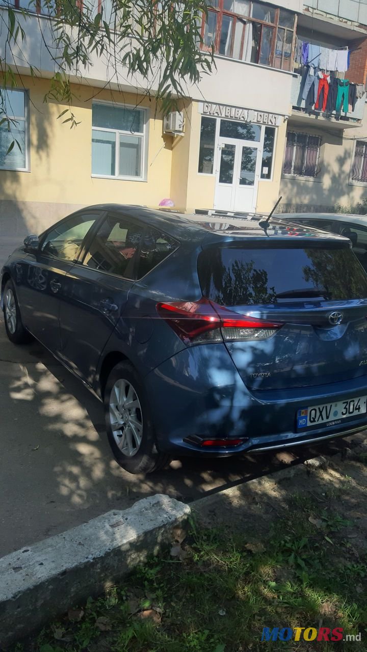 2015' Toyota Auris photo #6