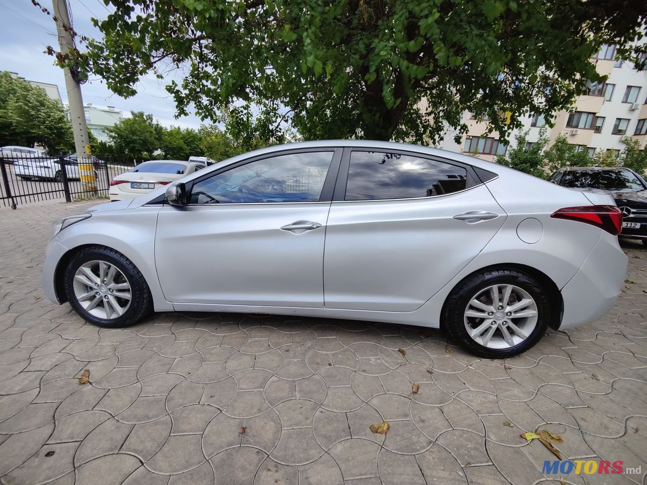 2014' Hyundai Elantra photo #6