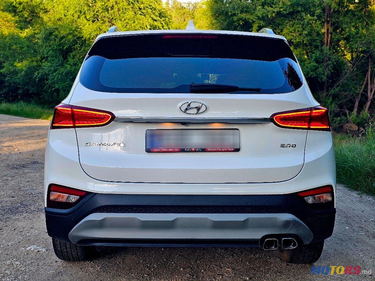 2019' Hyundai Santa Fe photo #5