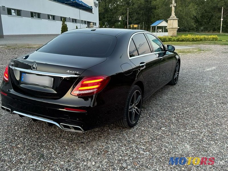 2018' Mercedes-Benz E-Class photo #4