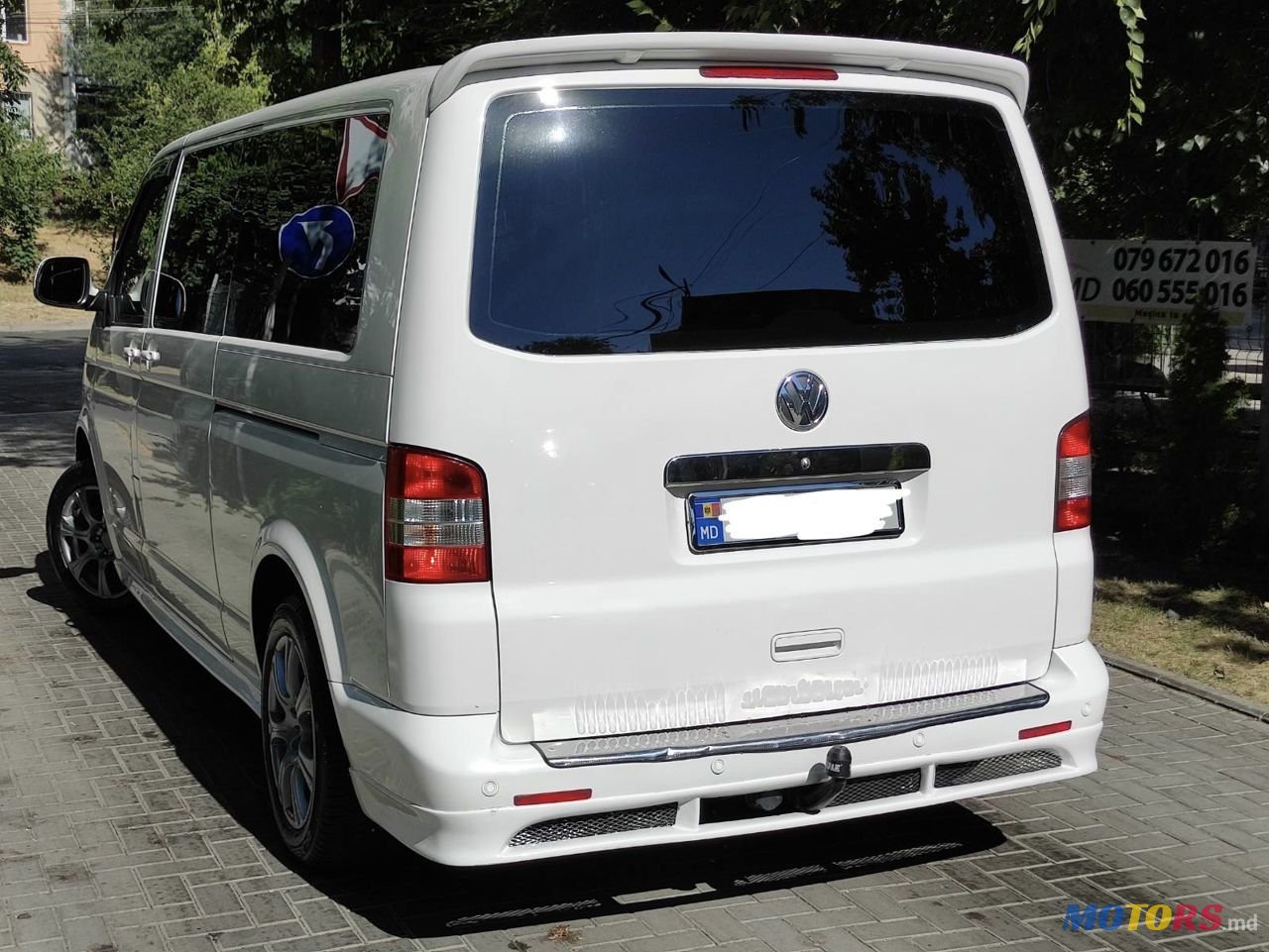 2011' Volkswagen Transporter photo #6