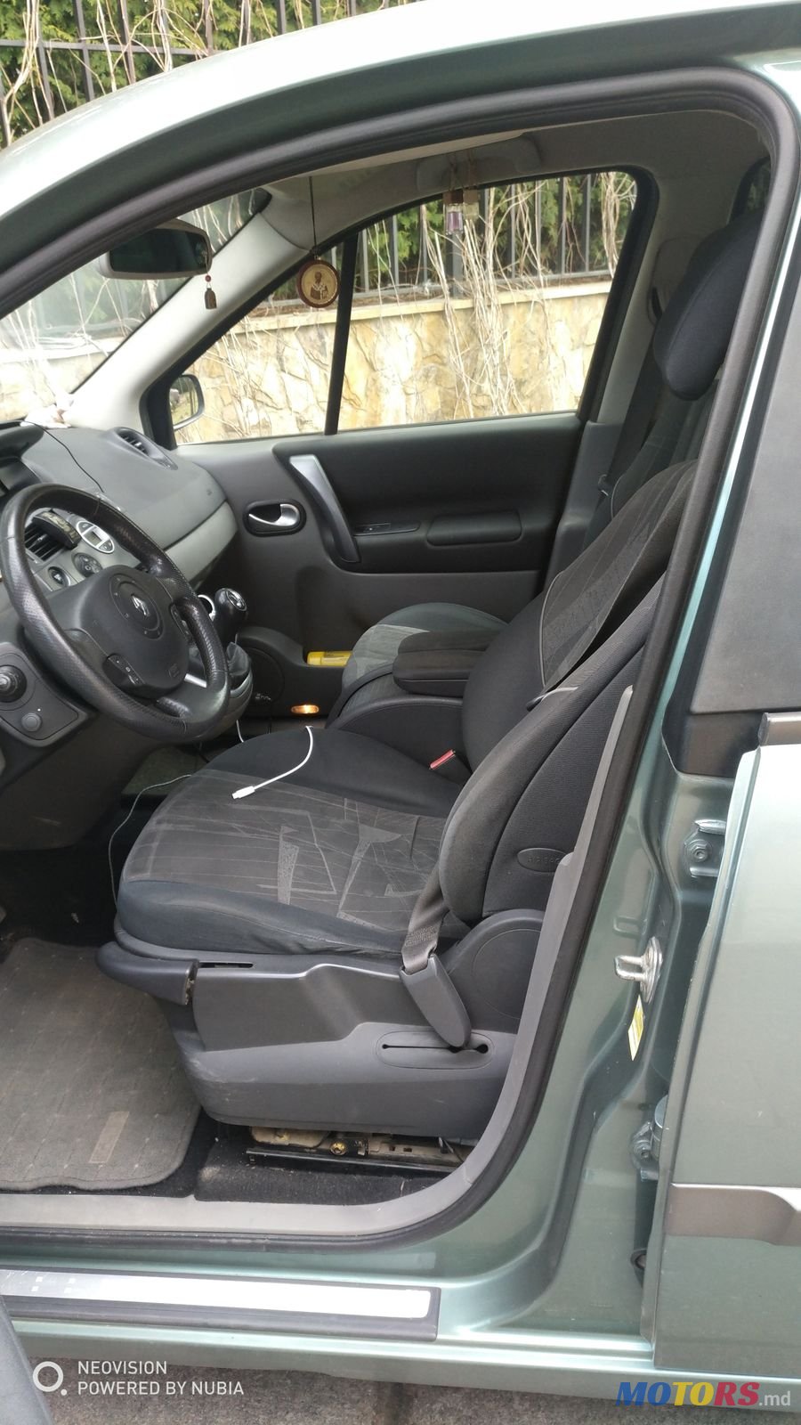 2004' Renault Scenic photo #5