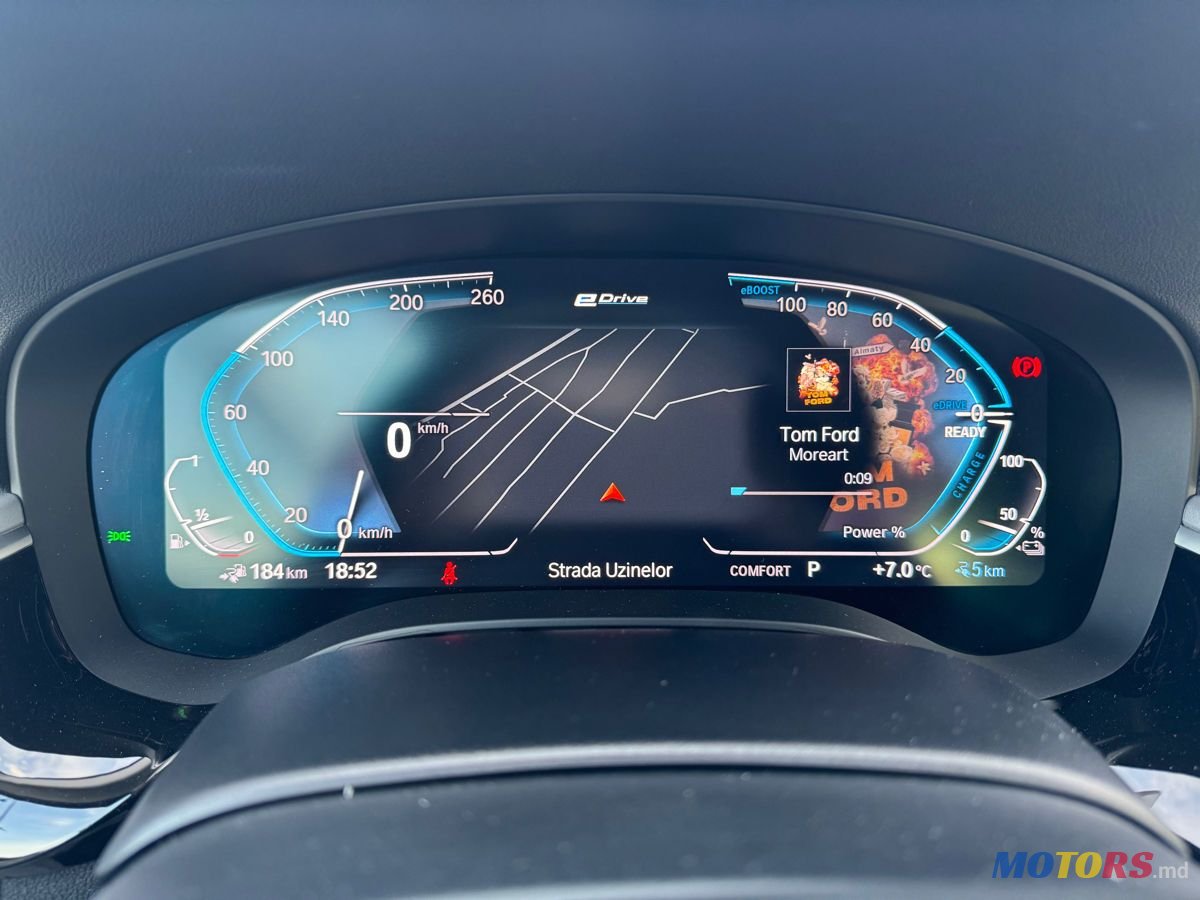2020' BMW 5 Series photo #5