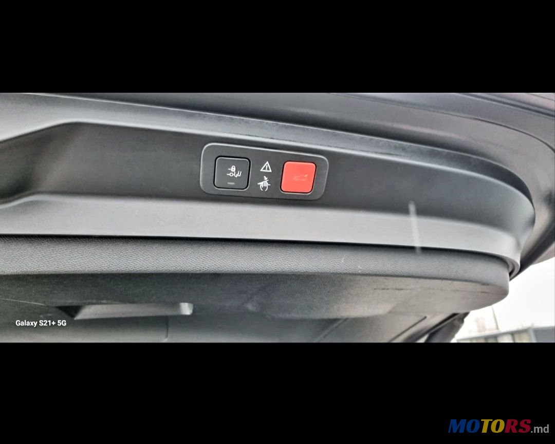 2019' Peugeot 5008 photo #2