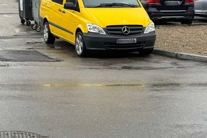2011' Mercedes-Benz Vito