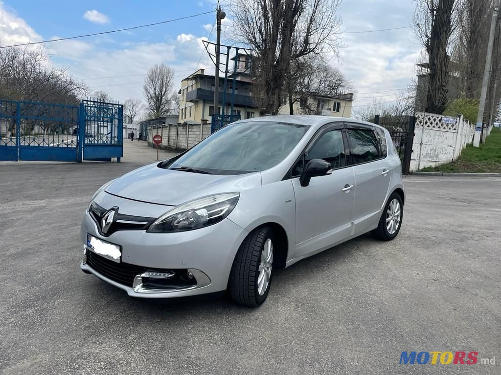 2012' Renault Scenic photo #2