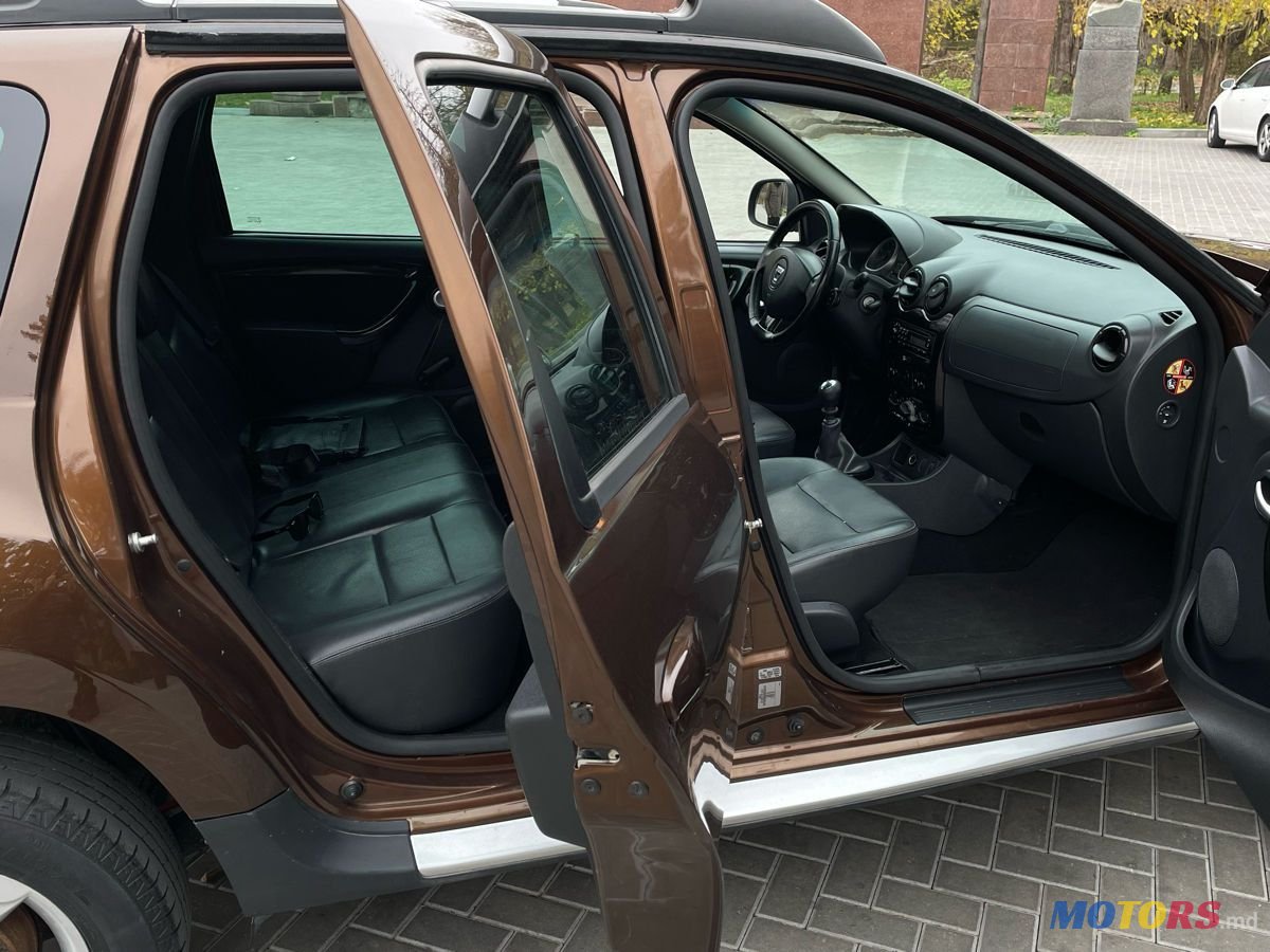 2011' Dacia Duster photo #5