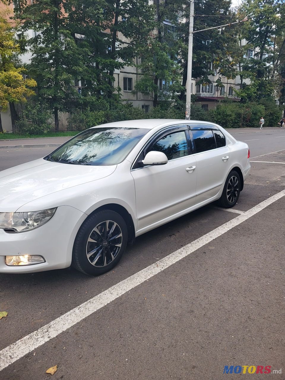 2009' Skoda Superb photo #3