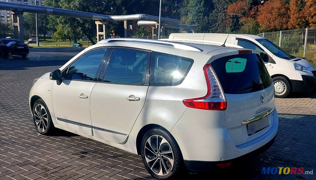 2016' Renault Grand Scenic photo #6