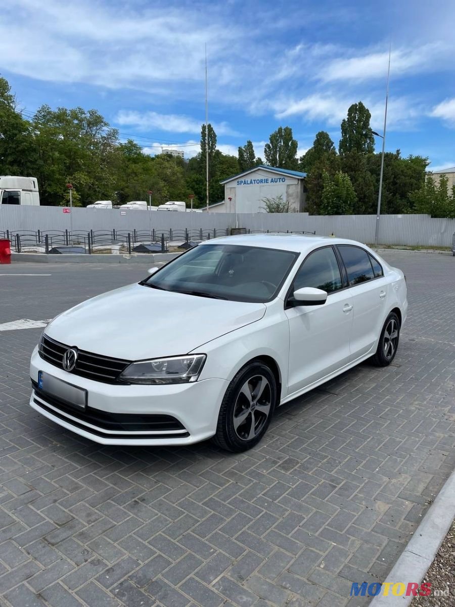 2016' Volkswagen Jetta photo #5