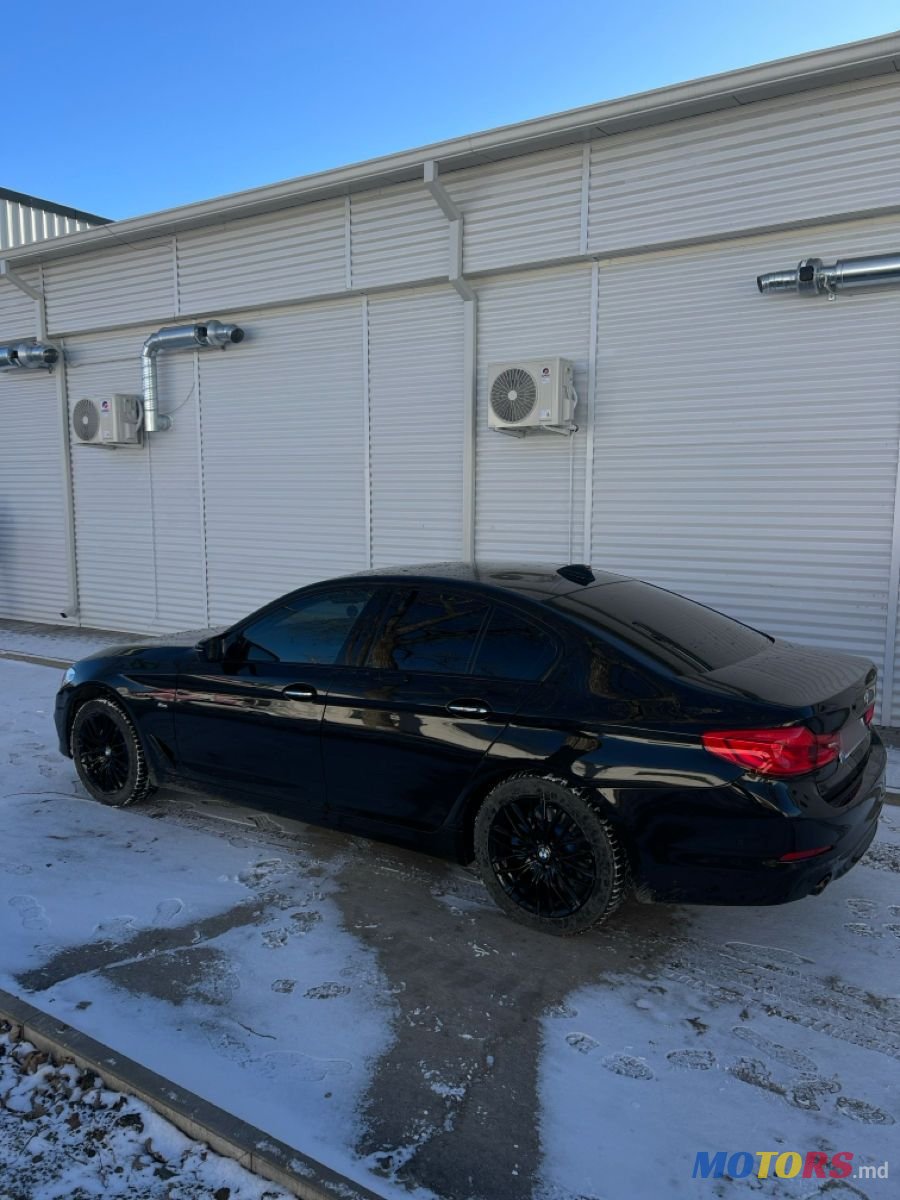 2017' BMW 5 Series photo #4