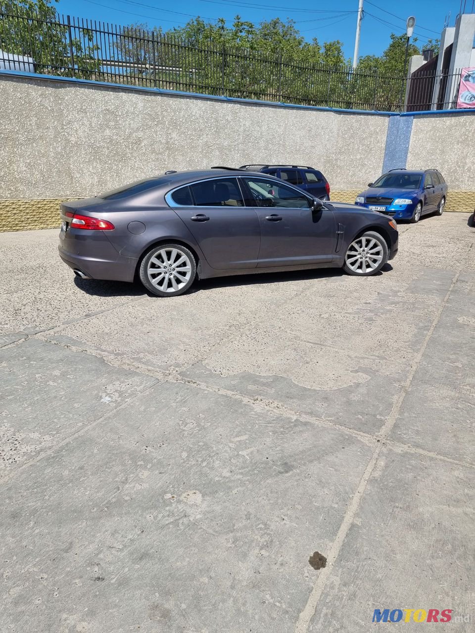 2009' Jaguar XF photo #5