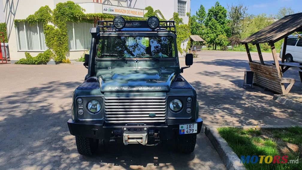 2013' Land Rover Defender photo #4