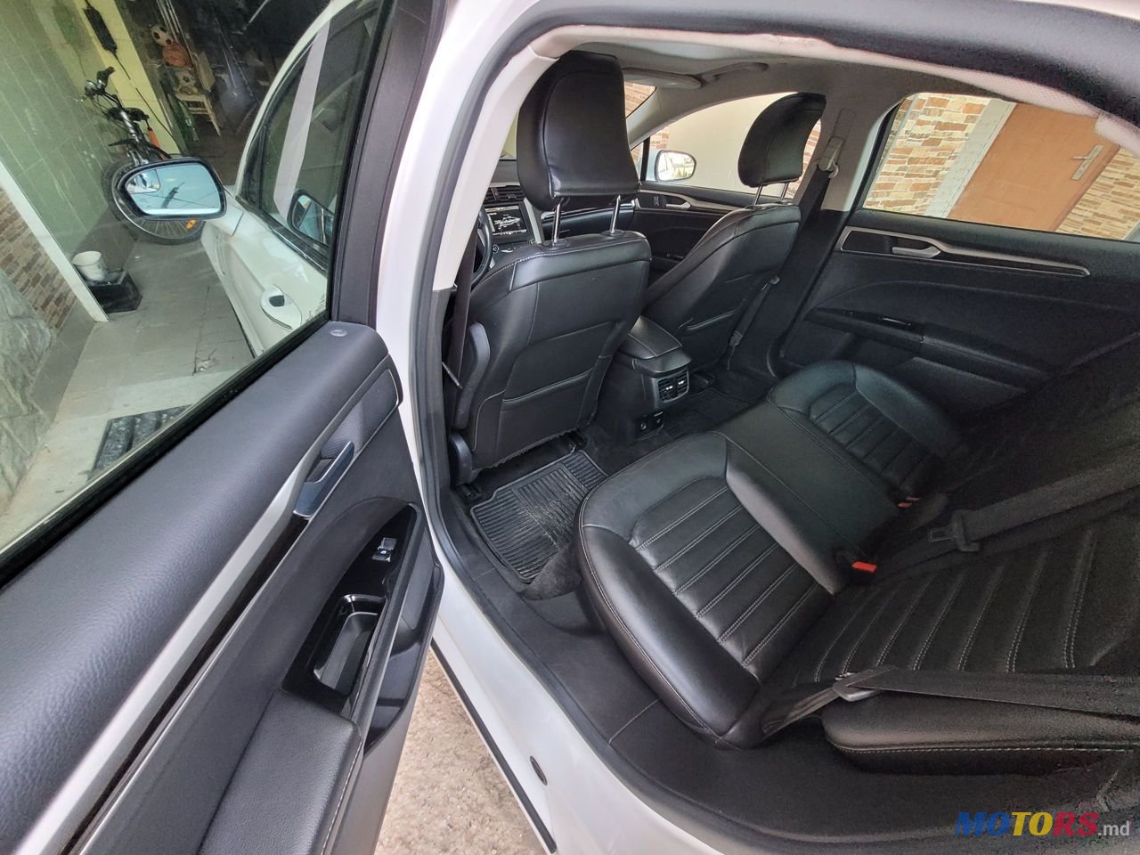 2014' Ford Fusion photo #6