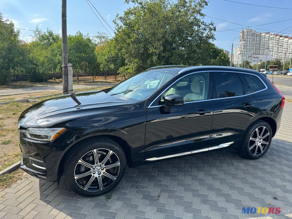2019' Volvo XC60 photo #1