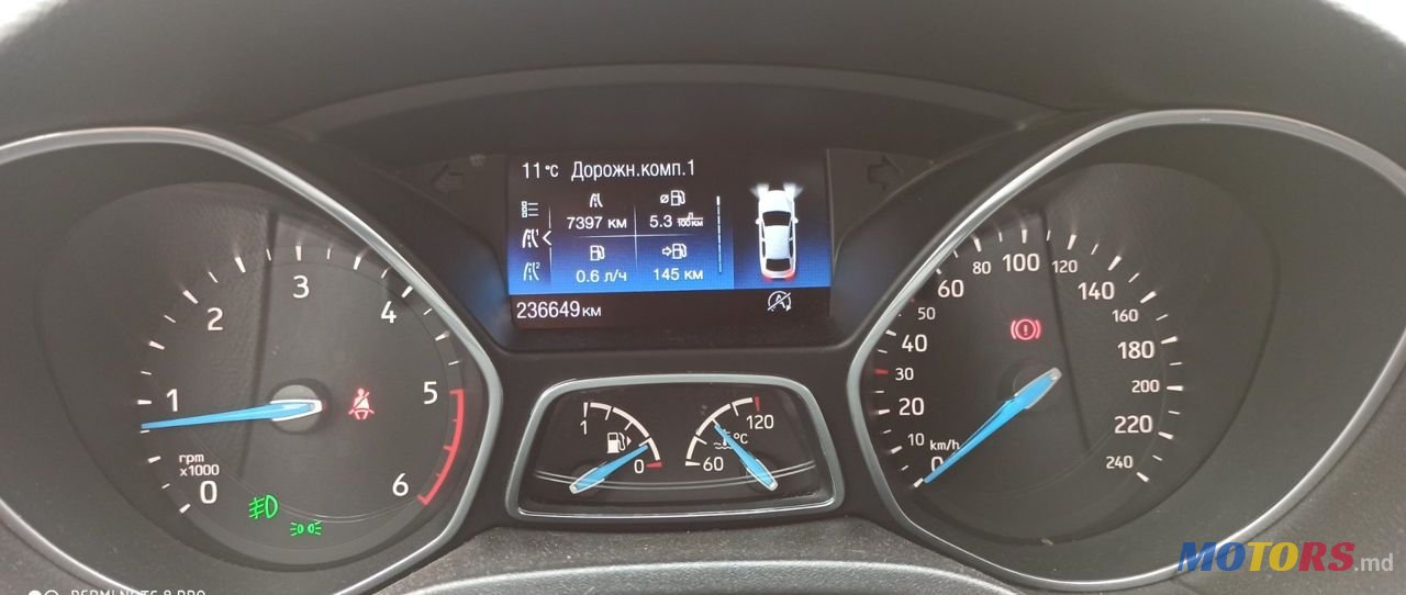 2014' Ford Focus photo #3